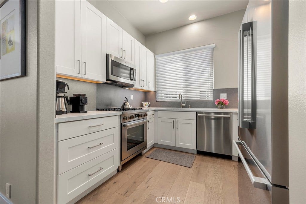 12703 Trent Jones Lane, Tustin, CA 92782 KITCHEN