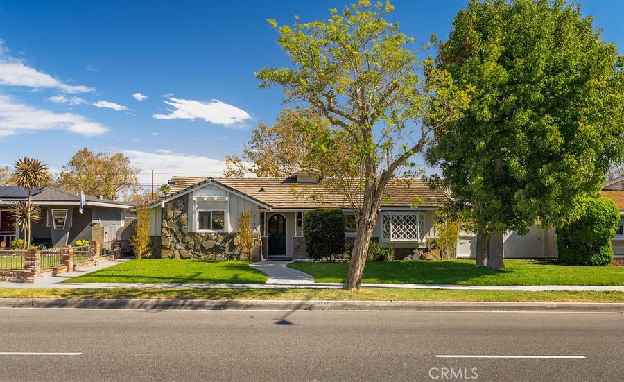 Property photo for 3136 Palo Verde Avenue, Long Beach, CA