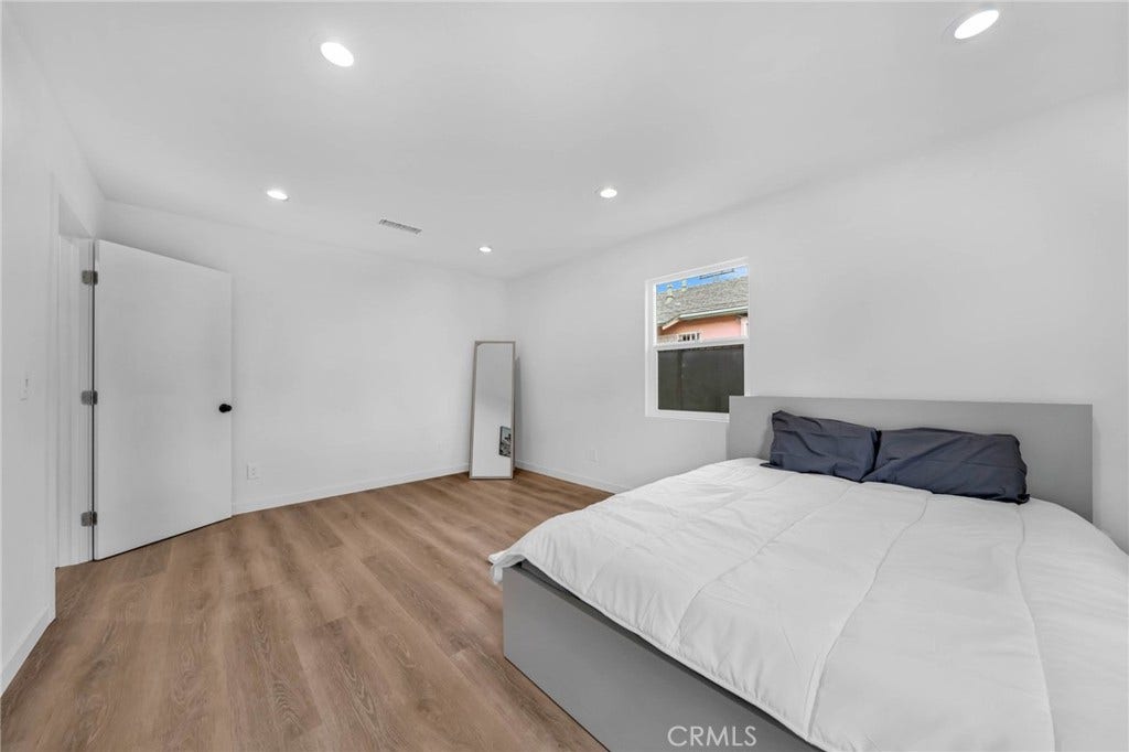 9611 S Vermont Ave, Los Angeles, CA 90044 9611 S Vermont Ave, Los Angeles, CA 90044