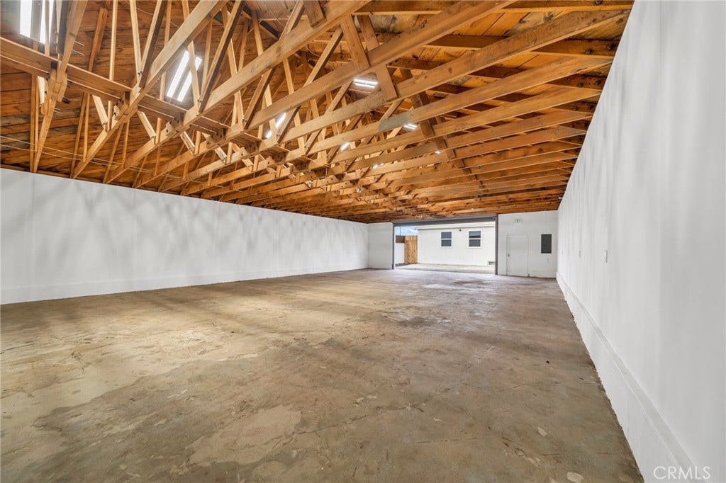 9611 S Vermont Ave, Los Angeles, CA 90044 9611 S Vermont Ave, Los Angeles, CA 90044