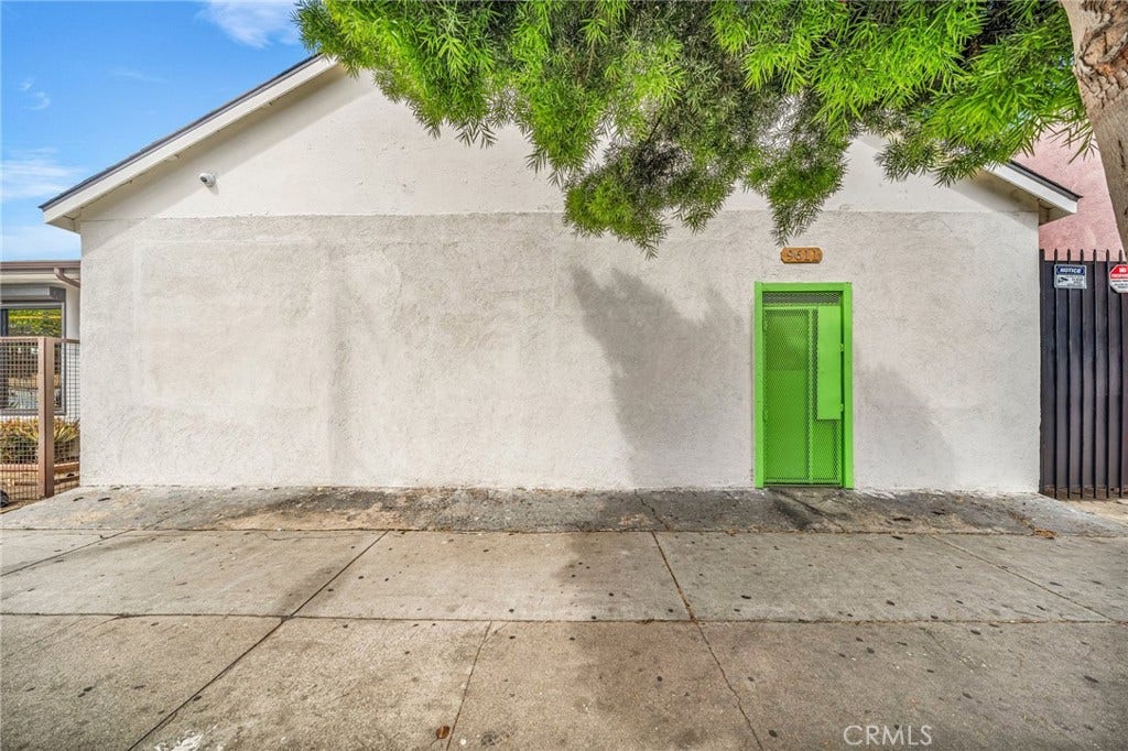 9611 S Vermont Ave, Los Angeles, CA 90044 9611 S Vermont Ave, Los Angeles, CA 90044