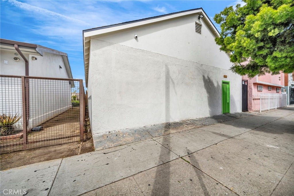 9611 S Vermont Ave, Los Angeles, CA 90044 9611 S Vermont Ave, Los Angeles, CA 90044