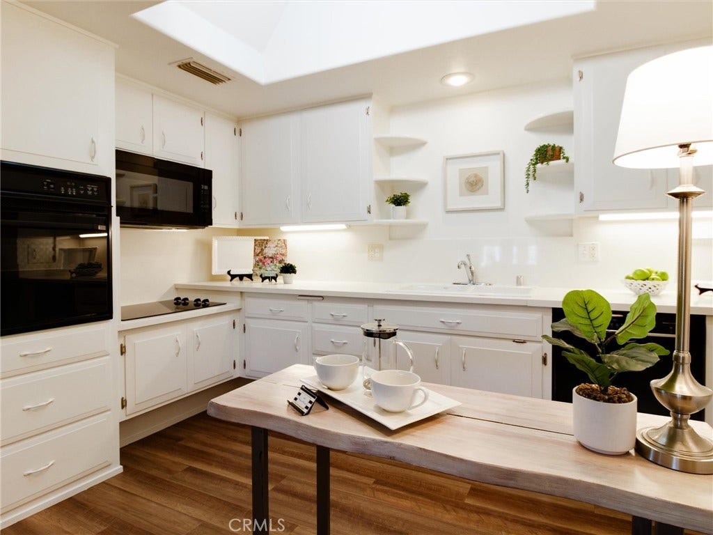 1400 Weeburn Road, #82-F, Seal Beach, CA 90740 1400 Weeburn Road, #82-F, Seal Beach, CA 90740