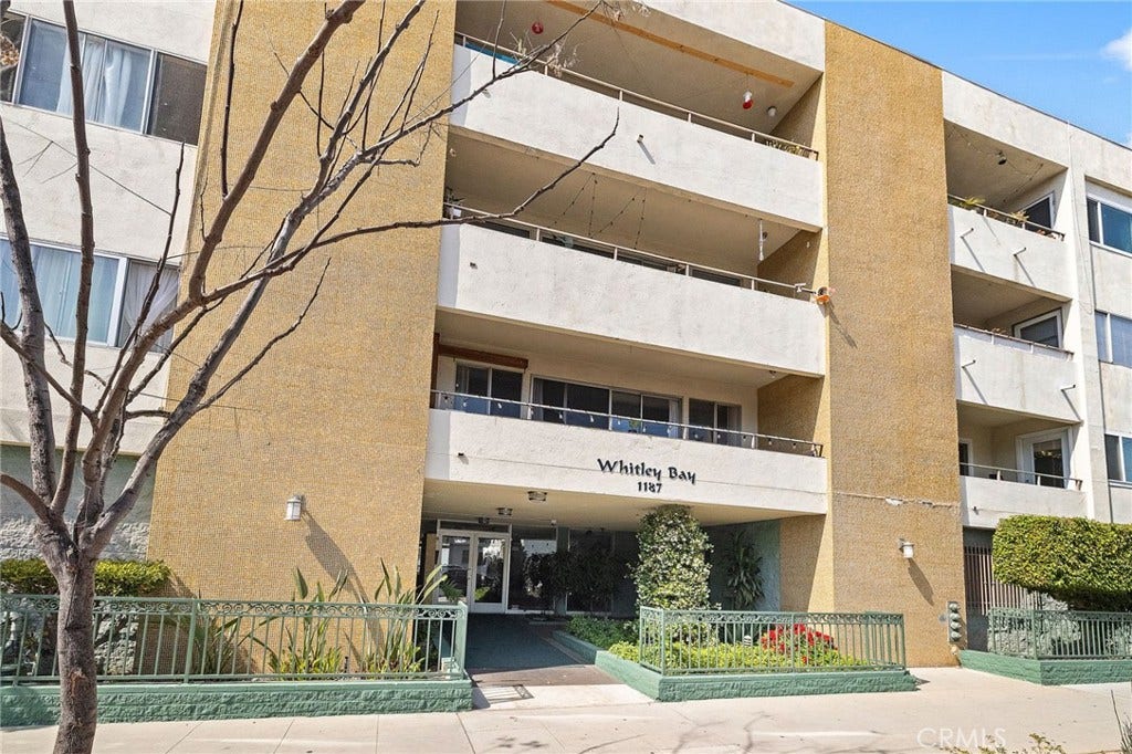 1187 E 3rd, #202, Long Beach, CA 90802 1187 E 3rd, #202, Long Beach, CA 90802