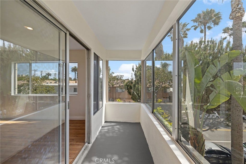 1187 E 3rd, #202, Long Beach, CA 90802 1187 E 3rd, #202, Long Beach, CA 90802