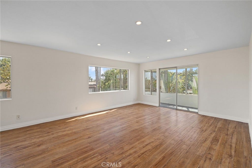 1187 E 3rd, #202, Long Beach, CA 90802 1187 E 3rd, #202, Long Beach, CA 90802
