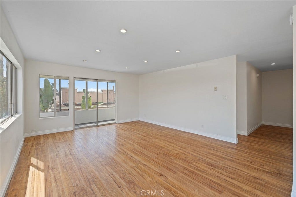 1187 E 3rd, #202, Long Beach, CA 90802 1187 E 3rd, #202, Long Beach, CA 90802