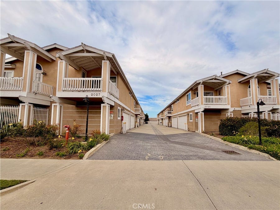 Property photo for 2027 Artesia Boulevard, #D, Torrance, CA