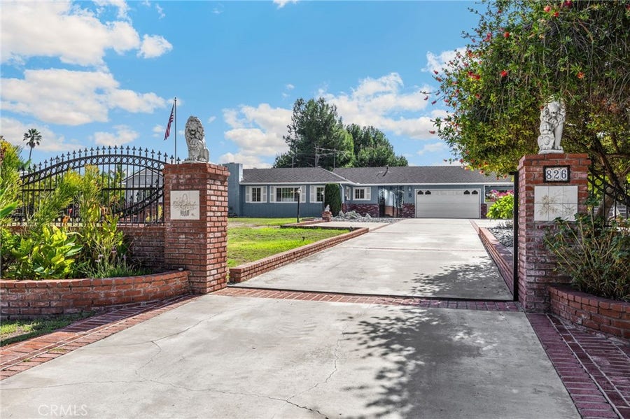 Property photo for 826 W Valencia Mesa Drive, Fullerton, CA