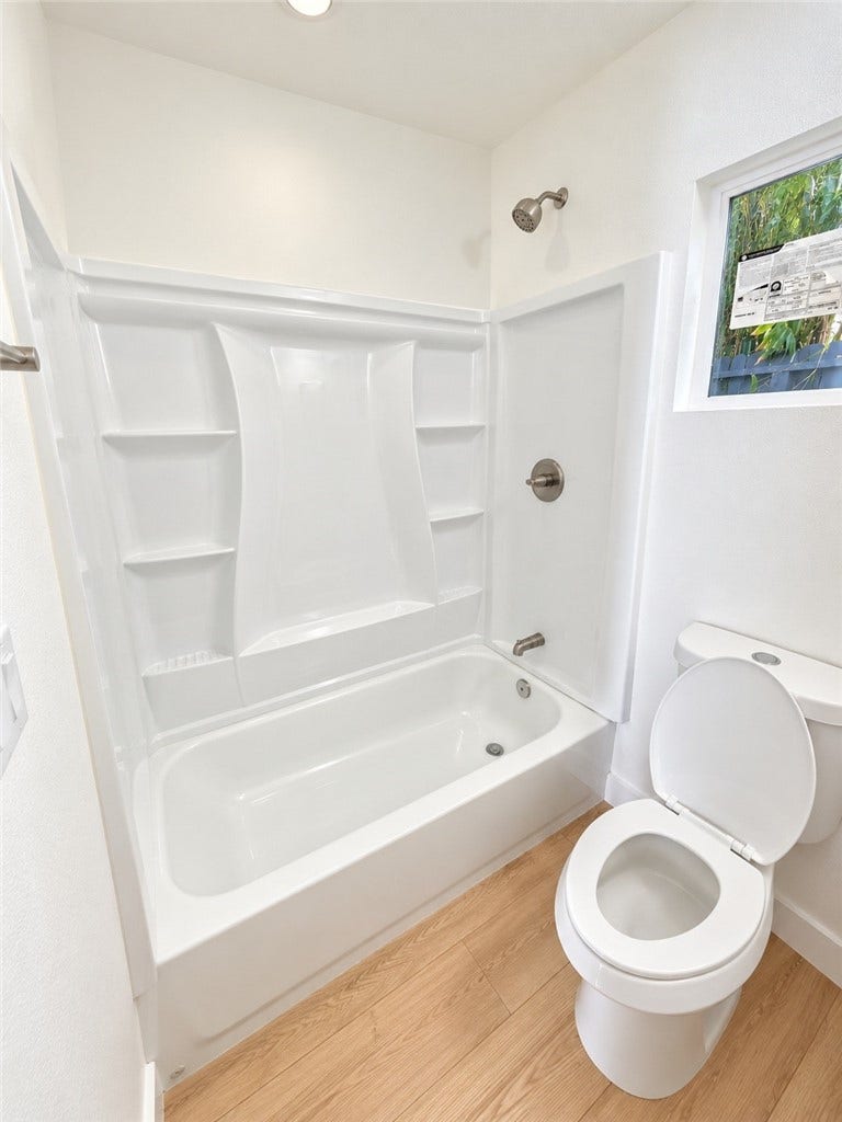 335 N Harvard, Los Angeles, CA 90004 335 N Harvard, Los Angeles, CA 90004