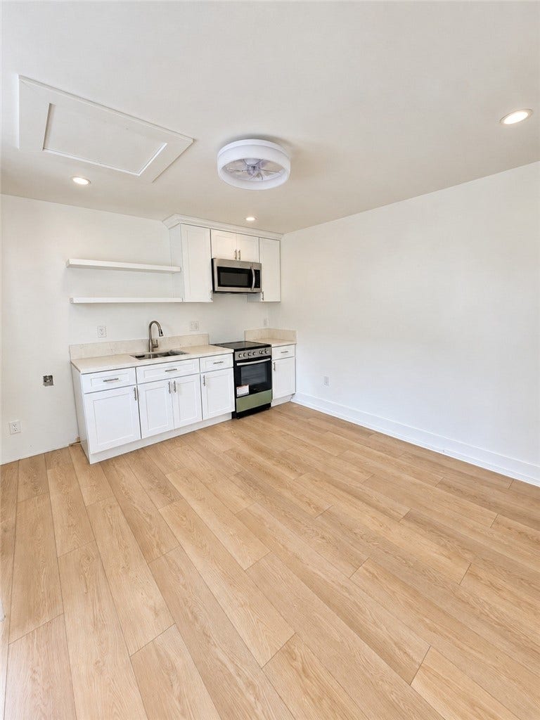 335 N Harvard, Los Angeles, CA 90004 335 N Harvard, Los Angeles, CA 90004