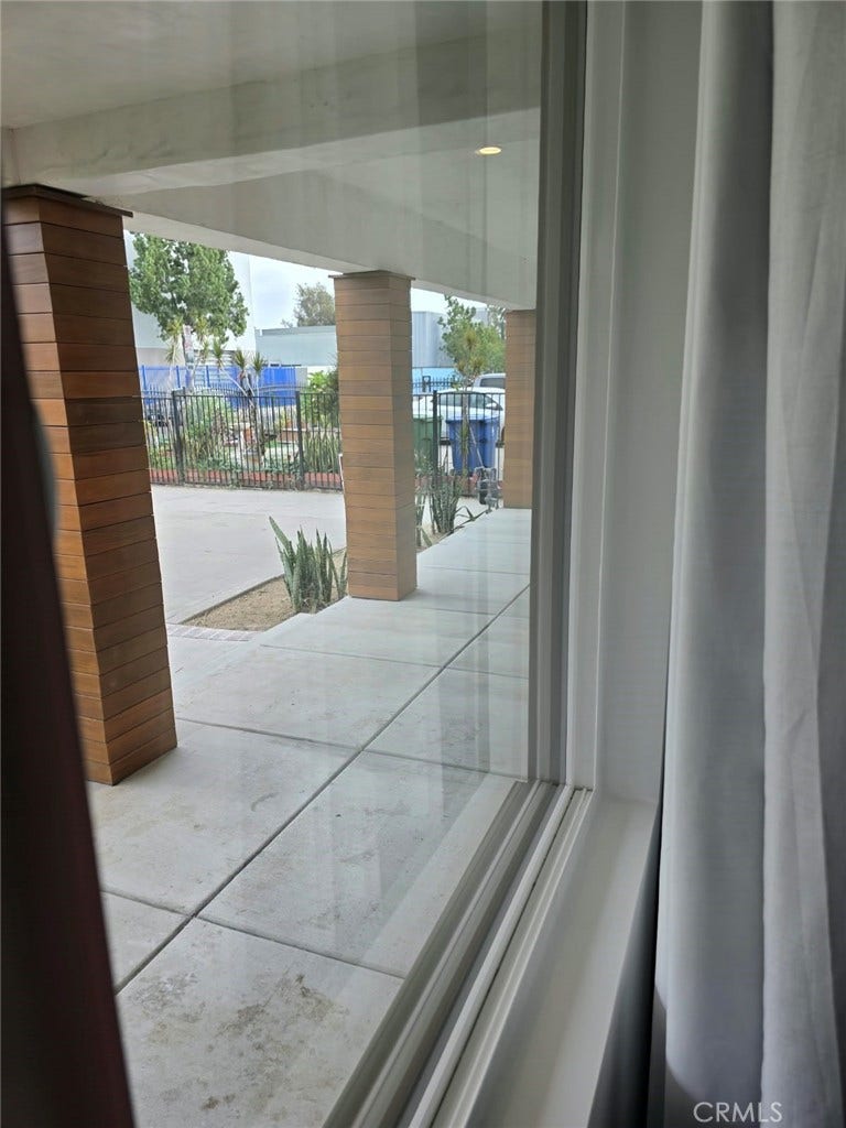 335 N Harvard, Los Angeles, CA 90004 335 N Harvard, Los Angeles, CA 90004