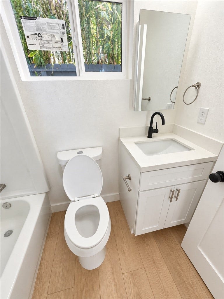 335 N Harvard, Los Angeles, CA 90004 335 N Harvard, Los Angeles, CA 90004