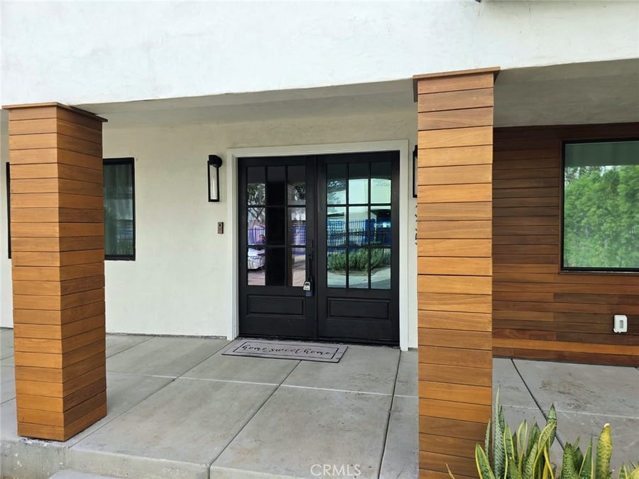 Property photo for 335 N Harvard, Los Angeles, CA