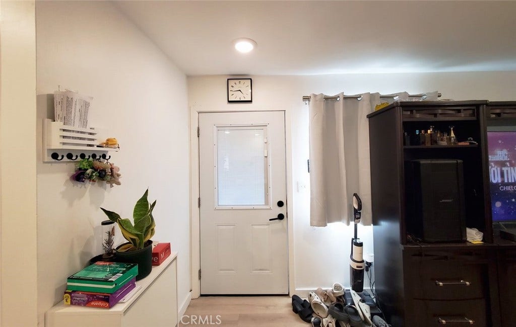 1738 VARNA S, Anaheim, CA 92804 1738 VARNA S, Anaheim, CA 92804