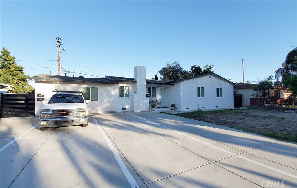 1738 VARNA S, Anaheim, CA 92804 1738 VARNA S, Anaheim, CA 92804