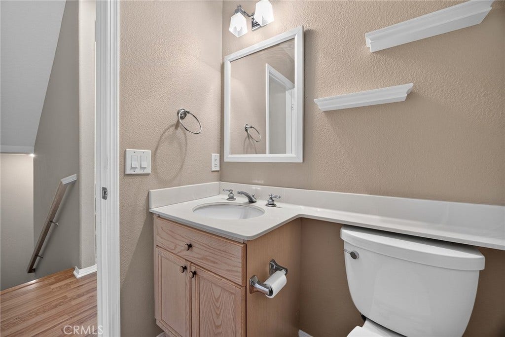 511 N Pageant, #A, Orange, CA 92869 511 N Pageant, #A, Orange, CA 92869