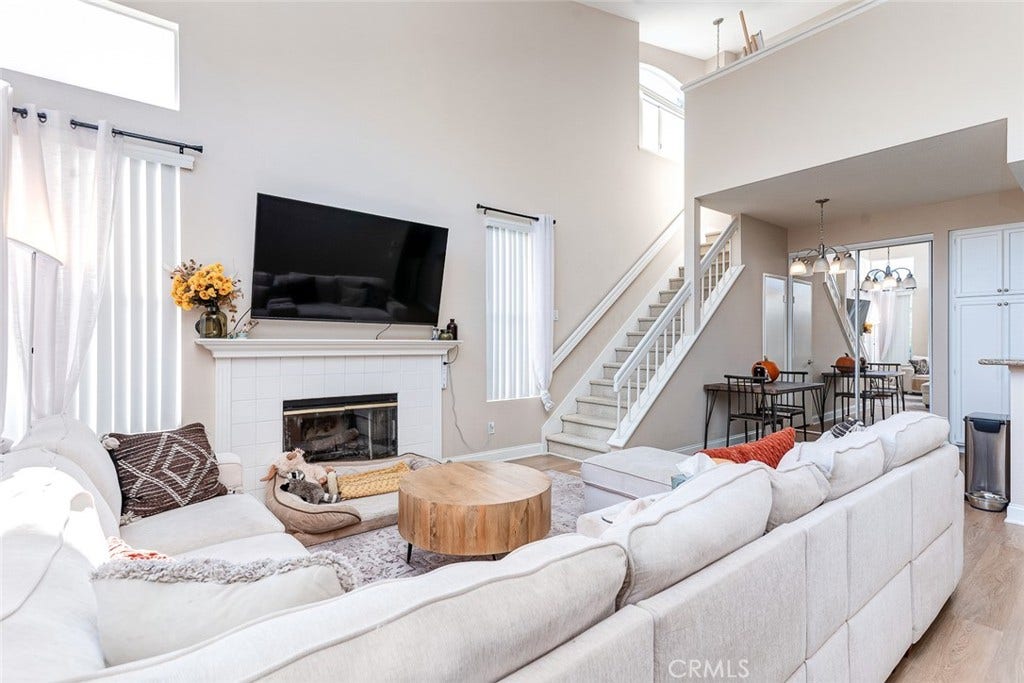 19431 Rue De Valore, #40C, Lake Forest, CA 92610 19431 Rue De Valore, #40C, Lake Forest, CA 92610