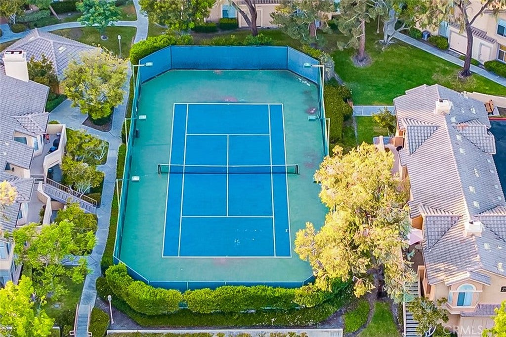 19431 Rue De Valore, #40C, Lake Forest, CA 92610 19431 Rue De Valore, #40C, Lake Forest, CA 92610