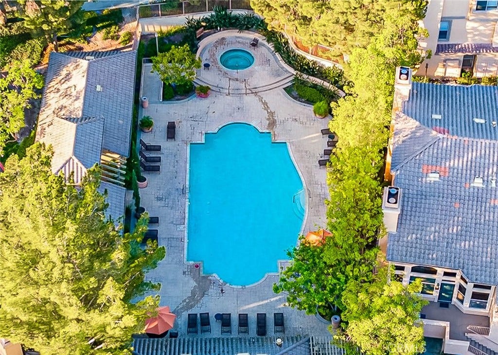 19431 Rue De Valore, #40C, Lake Forest, CA 92610 19431 Rue De Valore, #40C, Lake Forest, CA 92610
