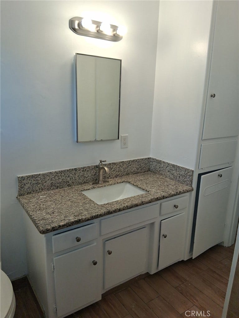 2117 1/2 Bedford Way, Bakersfield, CA 93308 2117 1/2 Bedford Way, Bakersfield, CA 93308