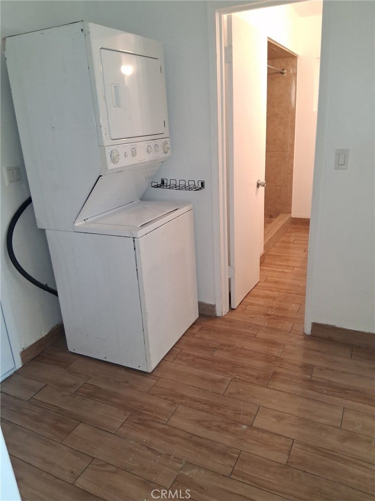 2117 1/2 Bedford Way, Bakersfield, CA 93308 2117 1/2 Bedford Way, Bakersfield, CA 93308