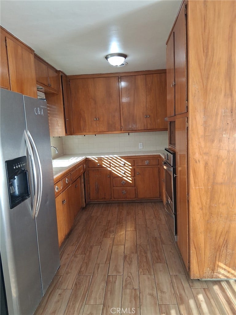 2117 1/2 Bedford Way, Bakersfield, CA 93308 2117 1/2 Bedford Way, Bakersfield, CA 93308
