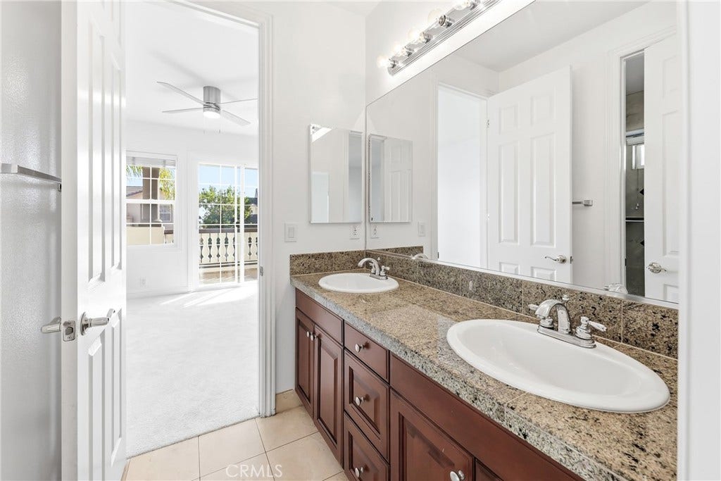 17529 Cloverdale, Yorba Linda, CA 92886 UPGRADED BATHROOMS