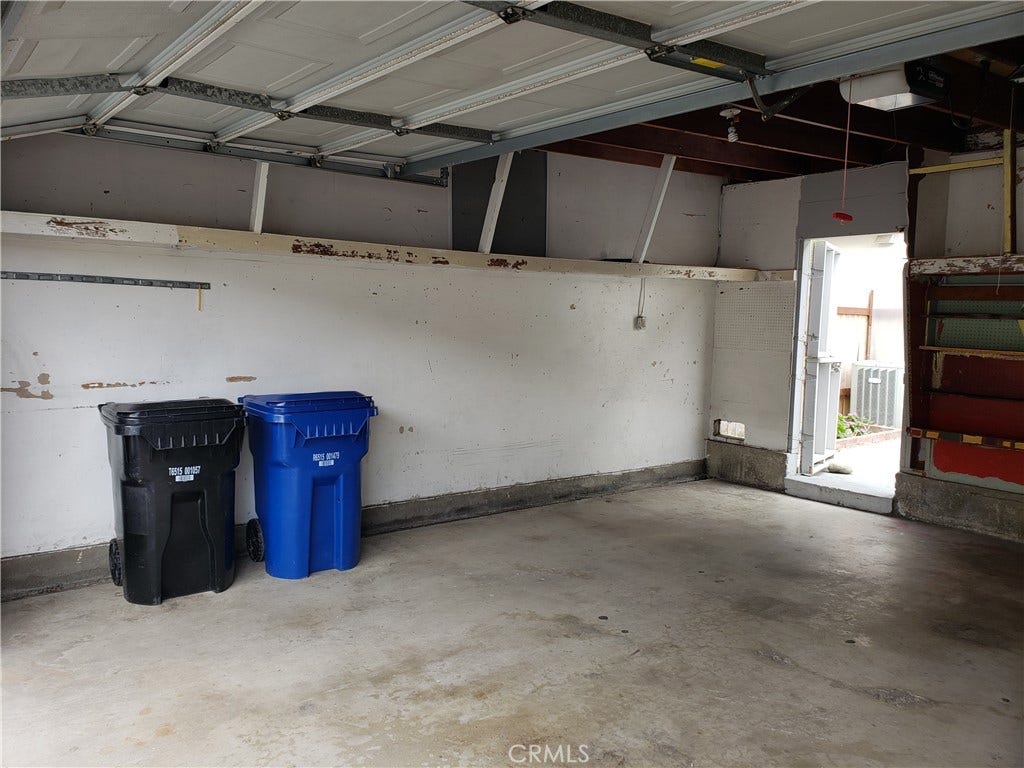 4474 Larwin Avenue, Cypress, CA 90630 4474 Larwin Avenue, Cypress, CA 90630