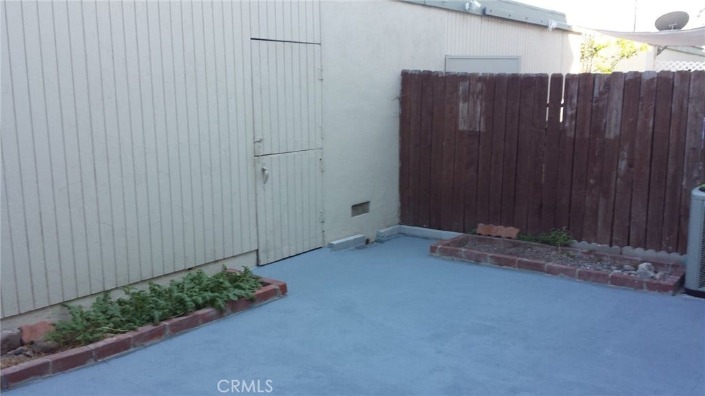 4474 Larwin Avenue, Cypress, CA 90630 4474 Larwin Avenue, Cypress, CA 90630