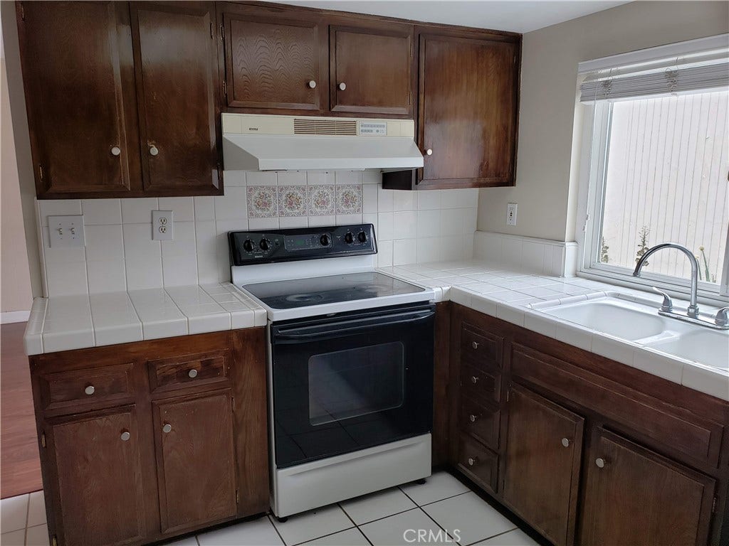 4474 Larwin Avenue, Cypress, CA 90630 4474 Larwin Avenue, Cypress, CA 90630