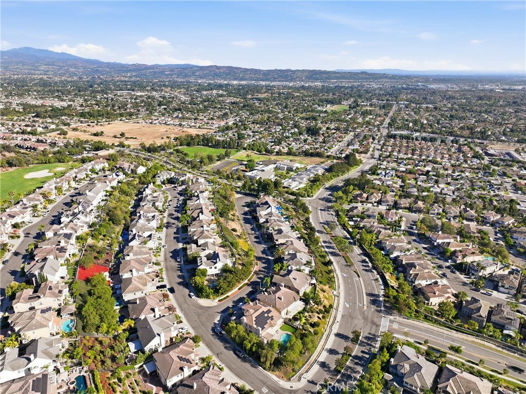 17529 Cloverdale, Yorba Linda, CA 92886 17529 Cloverdale, Yorba Linda, CA 92886