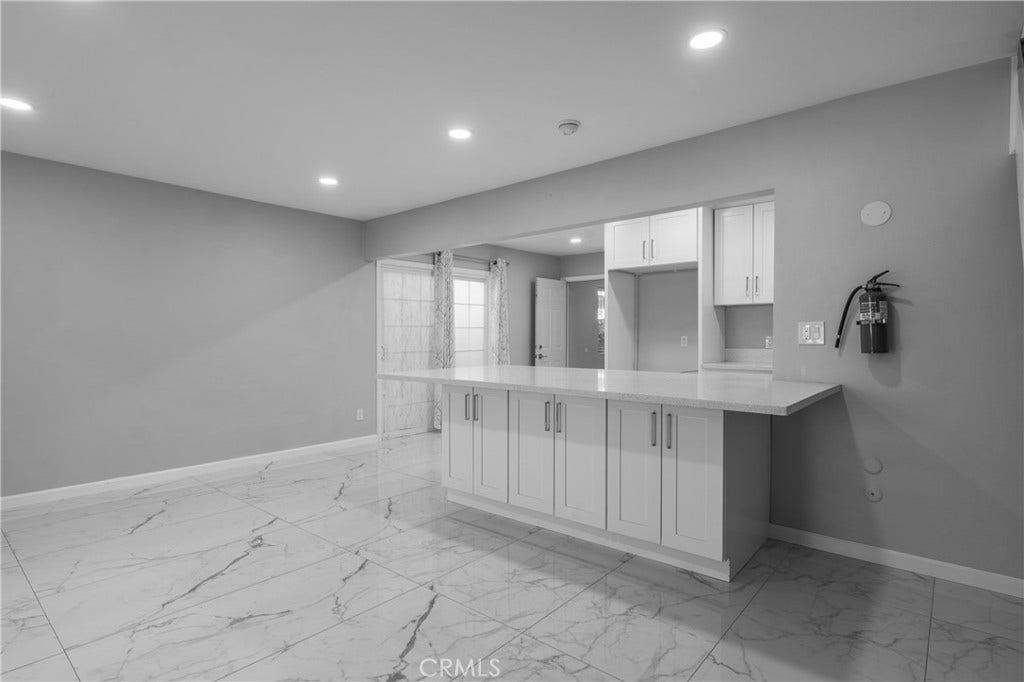 805 N Euclid Street, Santa Ana, CA 92703 805 N Euclid Street, Santa Ana, CA 92703