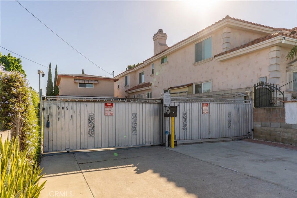 805 N Euclid Street, Santa Ana, CA 92703 805 N Euclid Street, Santa Ana, CA 92703