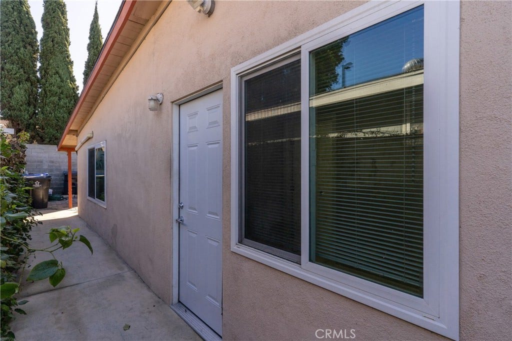 805 N Euclid Street, Santa Ana, CA 92703 805 N Euclid Street, Santa Ana, CA 92703