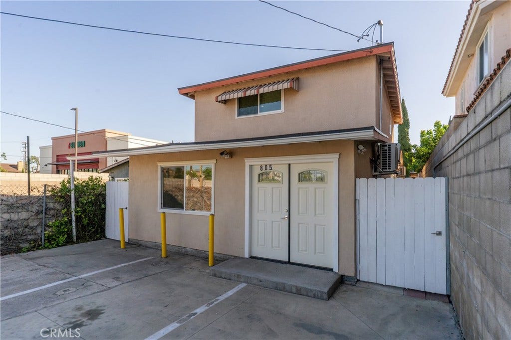 805 N Euclid Street, Santa Ana, CA 92703 805 N Euclid Street, Santa Ana, CA 92703