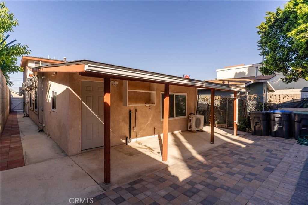 805 N Euclid Street, Santa Ana, CA 92703 805 N Euclid Street, Santa Ana, CA 92703