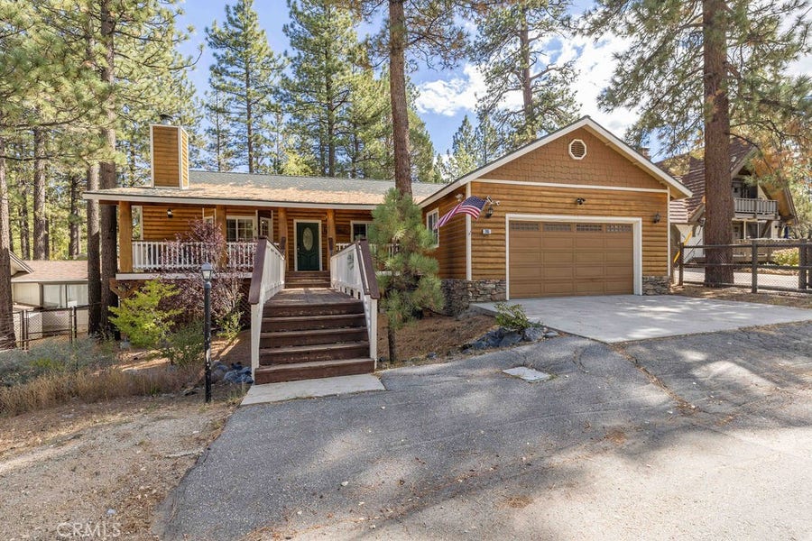 Property photo for 285 Santa Clara Boulevard, Big Bear Lake, CA