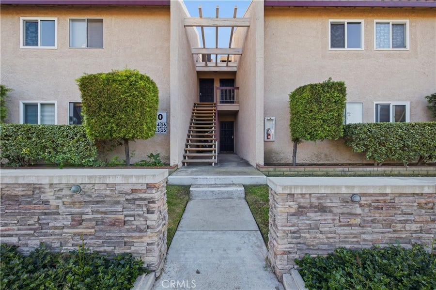 Property photo for 700 W La Veta, Orange, CA