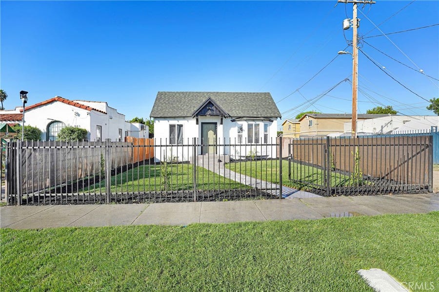 Property photo for 447 E 94th, Los Angeles, CA