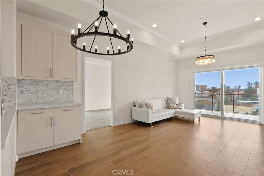 Property photo for 1598 Long Beach Boulevard, #409, Long Beach, CA