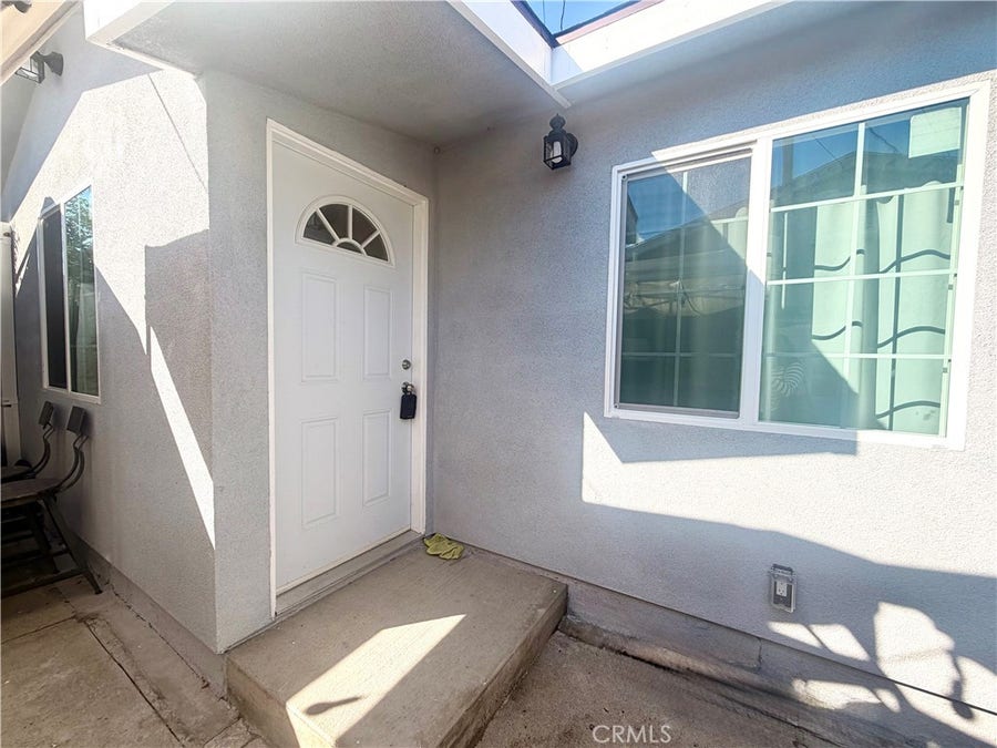 Property photo for 131 W Louise Street, #A, Long Beach, CA