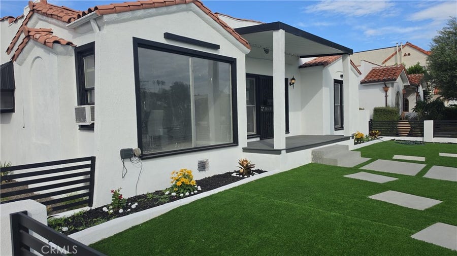 Property photo for 2849 12th, Los Angeles, CA