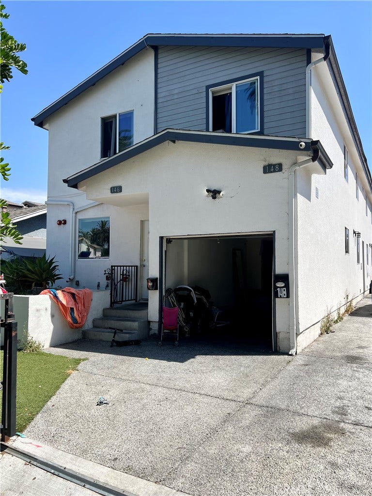 Property photo for 146 E 94th Street, Los Angeles, CA