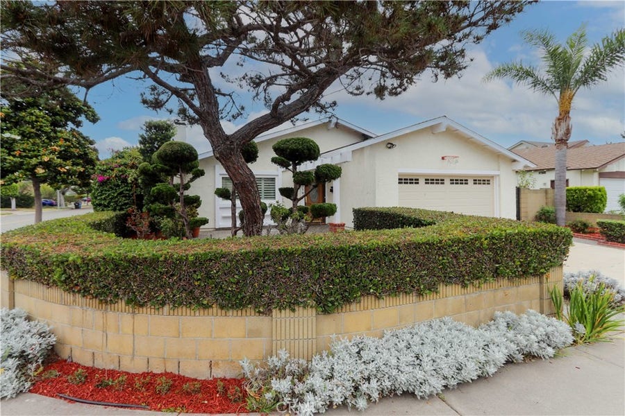 Property photo for 19518 Nancy Cir., Cerritos, CA