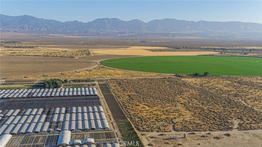 Property photo for 1593 Avenue R, Palmdale, CA