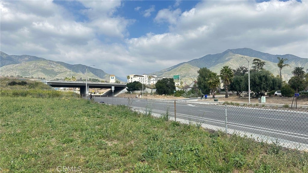 0 Boulder, San Bernardino, CA 92346 0 Boulder, San Bernardino, CA 92346