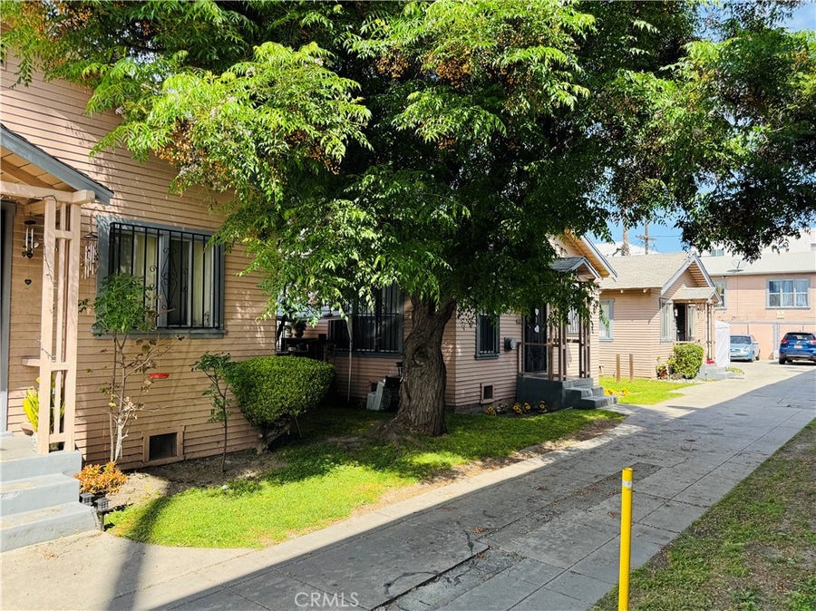 Property photo for 613 W 80th, Los Angeles, CA