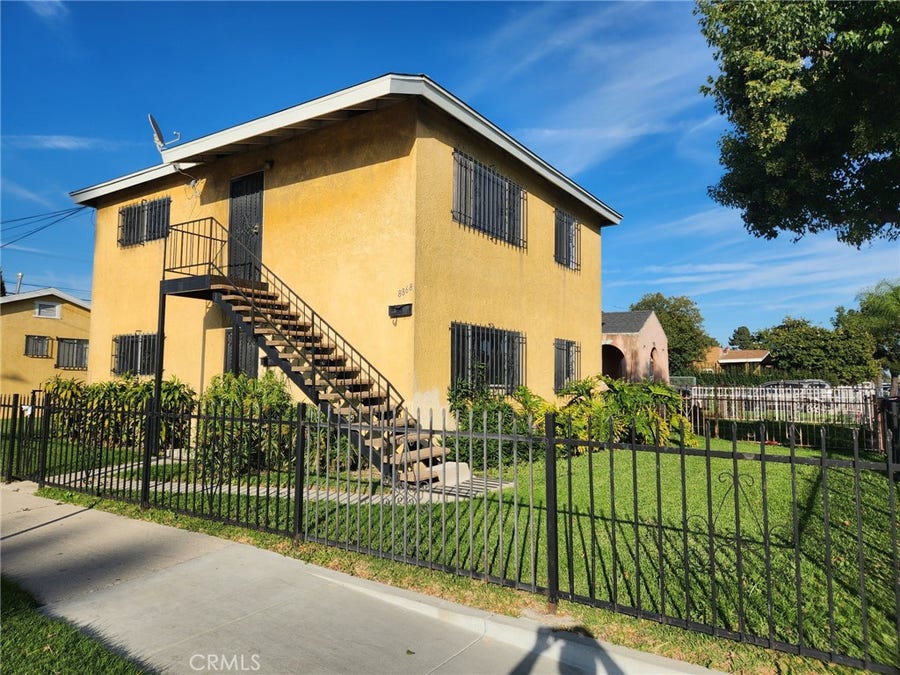 Property photo for 8868 S Wall St, Los Angeles, CA