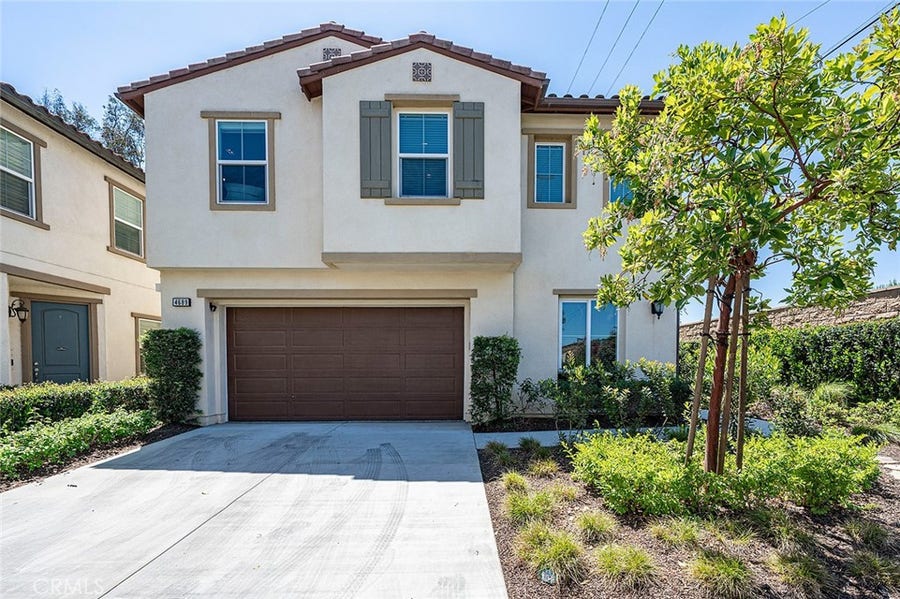 Property photo for 4689 Holly Avenue, Long Beach, CA